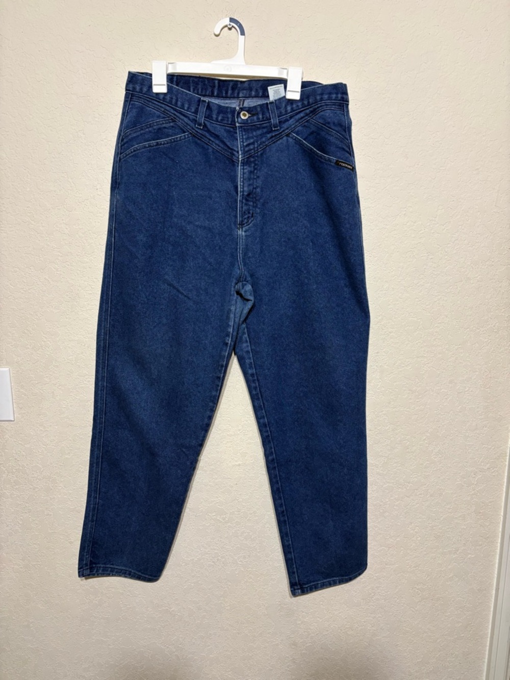 Rocky Mountain Rockies Relaxed Fit Denim Jeans in Dark Blue 37x30